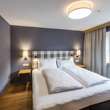 Superior Apartment *